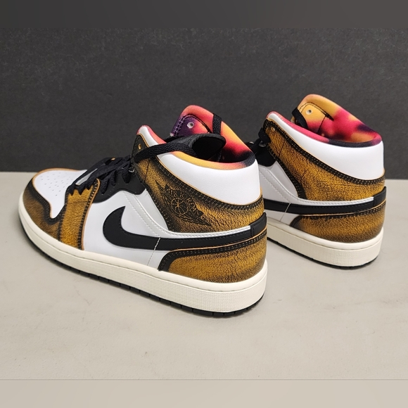 Nike Air Jordan Mid 1 SE Orange Wear Away Black Men AJ1 Casual Shoes DQ8417-071 - Picture 5 of 9